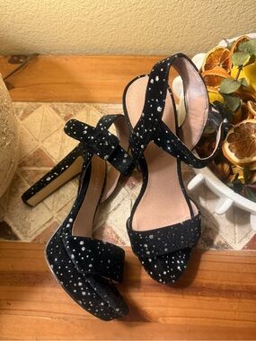 Madden Girl Black Velvet Speckled Ankle Strap Platform Heels
